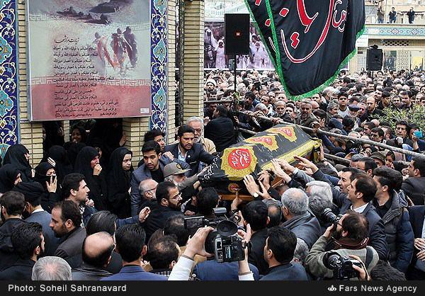 Tashi Salahshoor (25)