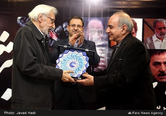 1394121816543419_PhotoL